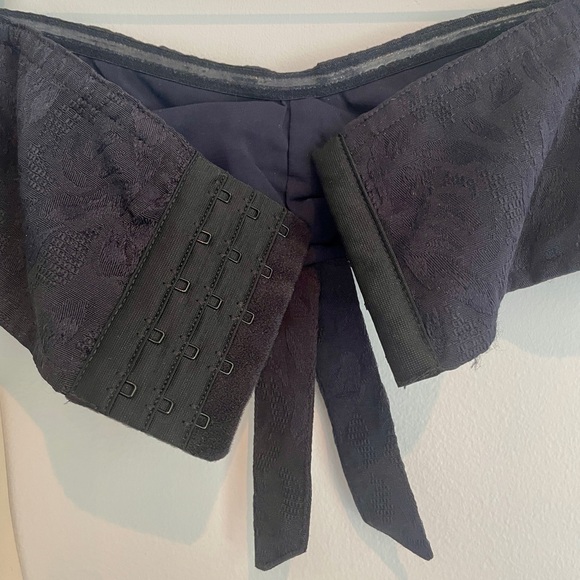 For Love and Lemons Luella Top Tie-Front Bandeau Crop Top Navy Blue XS - Picture 3 of 8